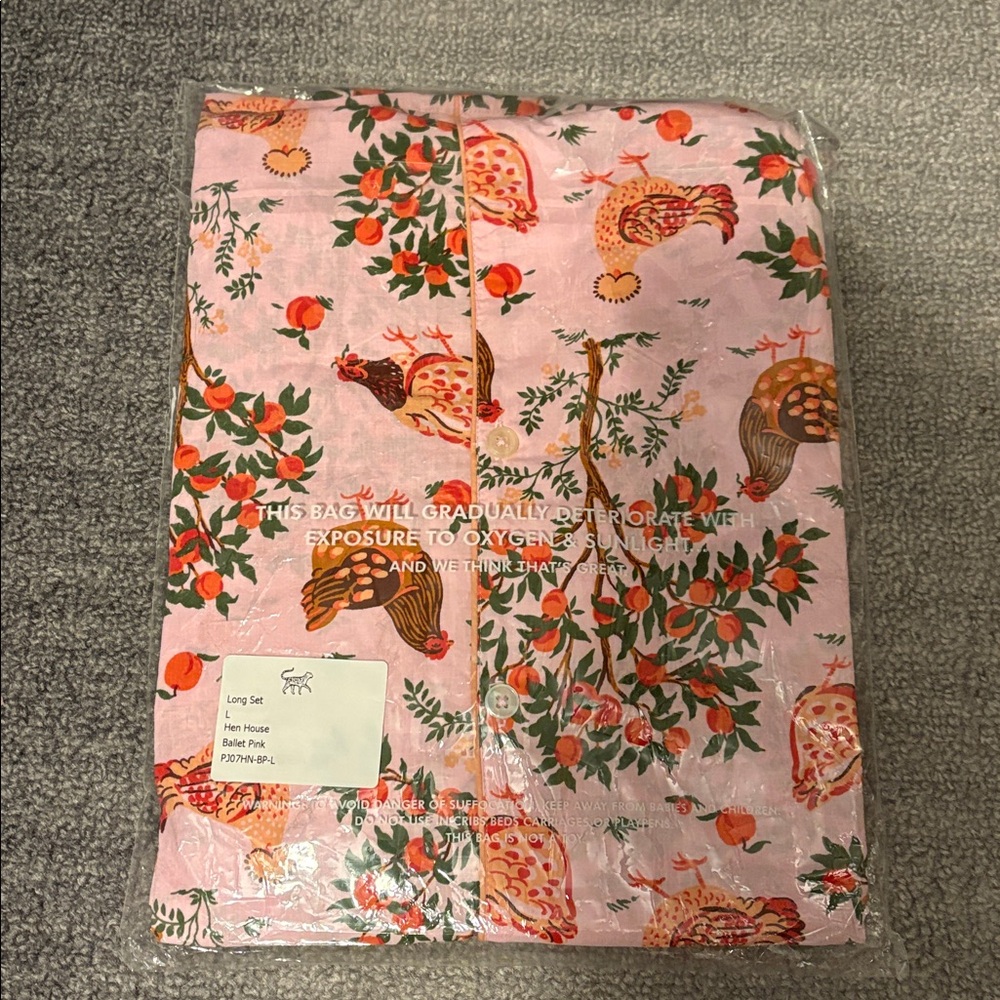 Printfresh Women’s Long Pajama Set - Hen House - Picture 4 of 6